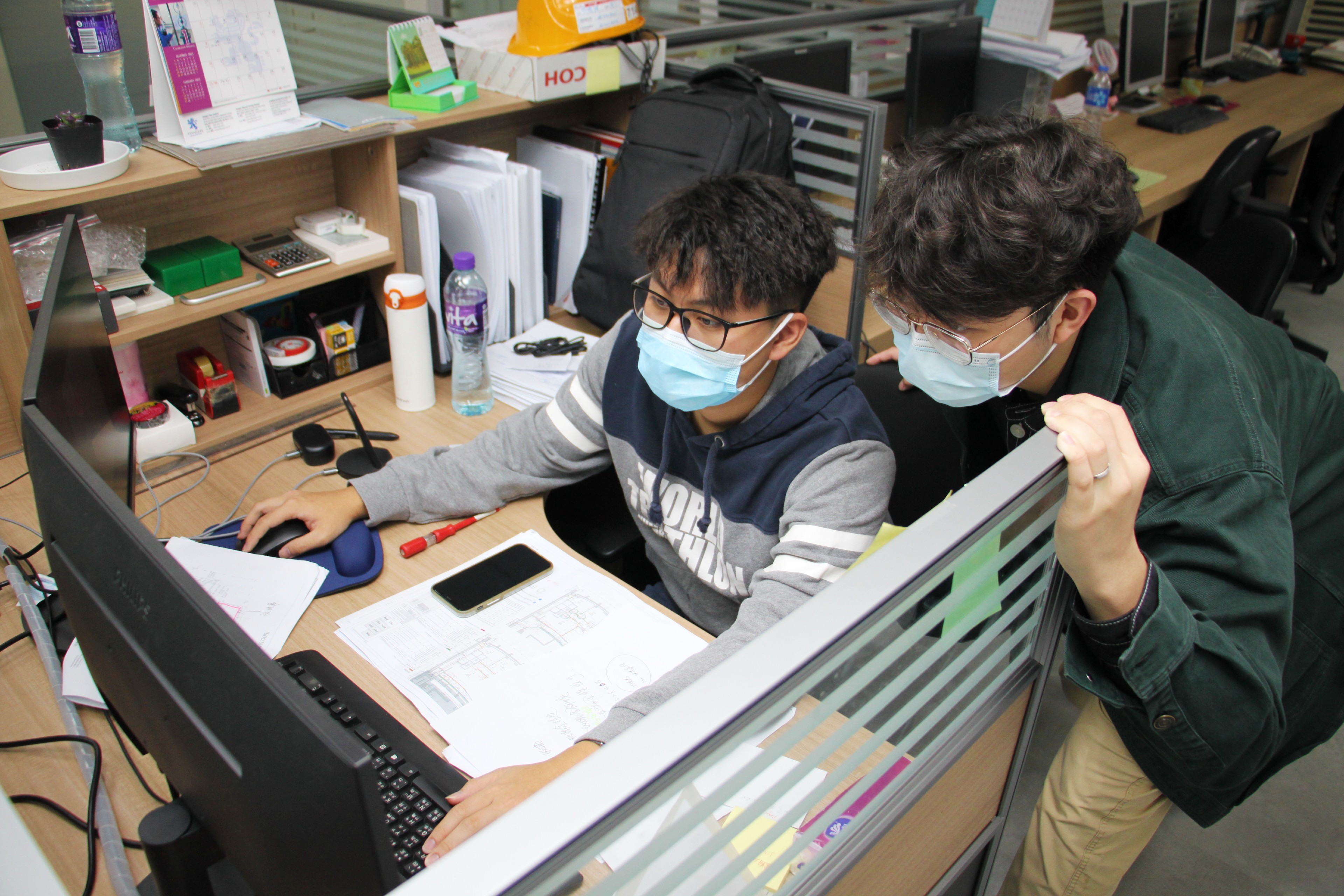 Kwong Yin Wing Koo’s business involves printing a huge amount of drawings and documents. With all the files stored in the cloud, they can be retrieved remotely with ease.